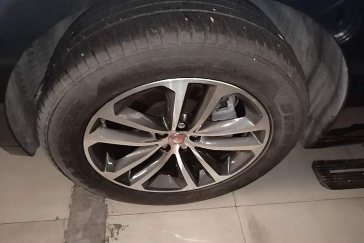 Used Jaguar F-PACE 2018 2.0T All-Wheel Drive R-Sport Sport Edition Exterior 1