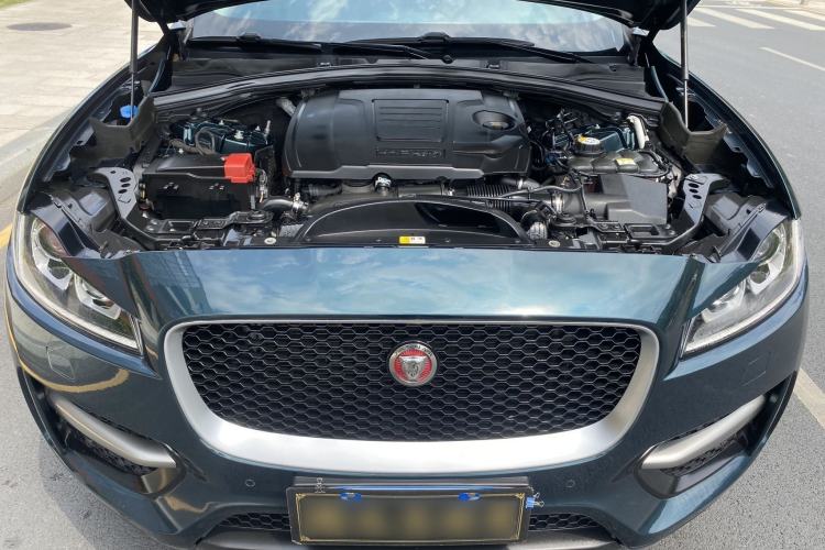 Used Jaguar F-PACE 2018 2.0T All-Wheel Drive R-Sport Sport Edition Exterior 10