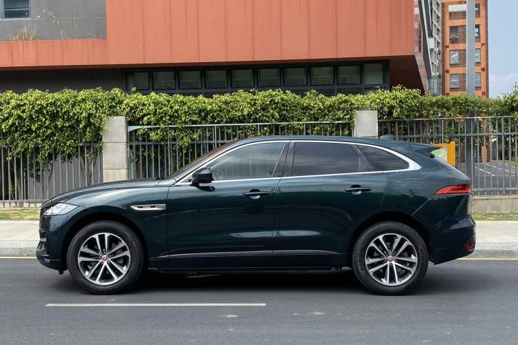 Used Jaguar F-PACE 2018 2.0T All-Wheel Drive R-Sport Sport Edition Exterior 8