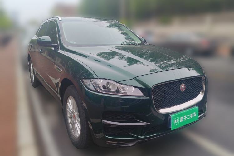 Used Jaguar F-PACE 2018 2.0T Four-Wheel Drive Urban Luxury Edition Front Right 45 Deg