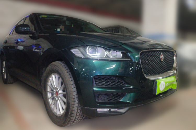 Used Jaguar F-PACE 2018 2.0T Four-Wheel Drive Urban Luxury Edition Front Right 45 Deg