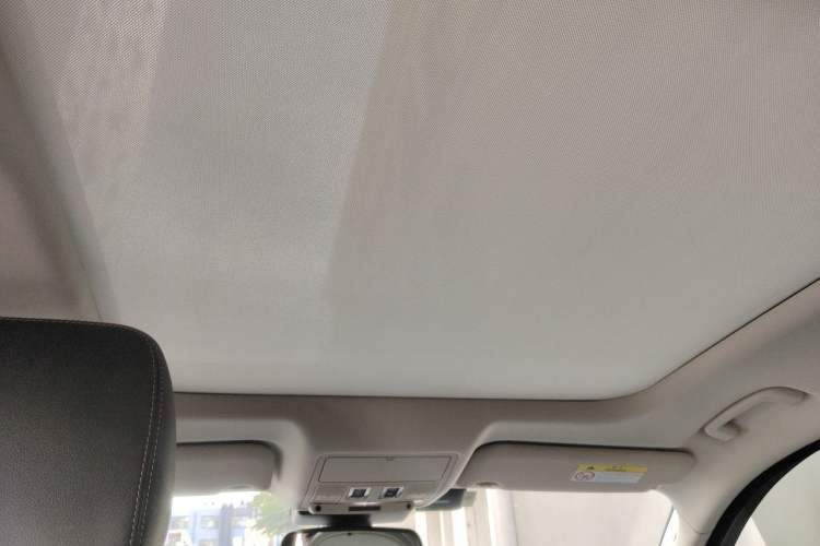 Used Jaguar F-PACE 2018 2.0T Four-Wheel Drive Urban Luxury Edition Headliner