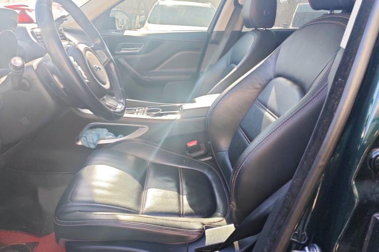 Used Jaguar F-PACE 2018 2.0T Two-Wheel Drive Urban Deluxe Edition Left Front Seat
