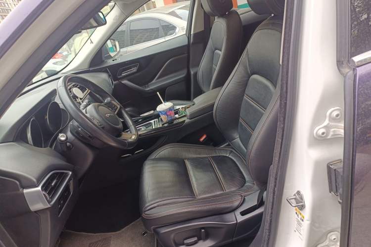 Used Jaguar F-PACE 2018 2.0T Four-Wheel Drive Urban Luxury Edition Left Front Seat