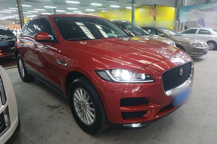 Used Jaguar F-PACE 2018 2.0T Four-Wheel Drive Urban Luxury Edition Front Right 45 Deg