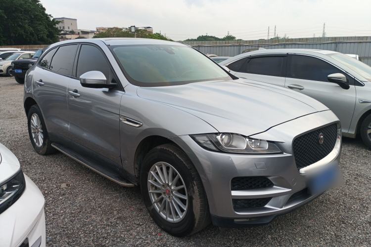 Used Jaguar F-PACE 2018 2.0T Four-Wheel Drive Urban Luxury Edition Front Right 45 Deg