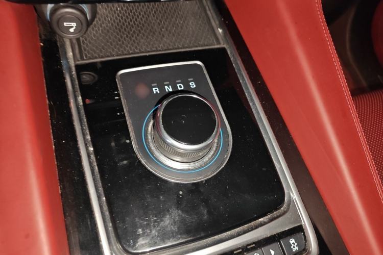 Used Jaguar F-PACE 2018 3.0 SC Four-Wheel Drive R-Sport Sport Edition Gear Lever
