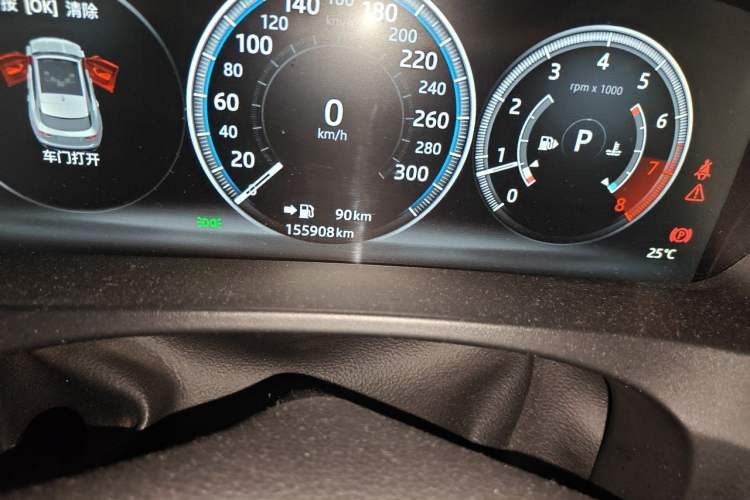 Used Jaguar F-PACE 2018 3.0 SC Four-Wheel Drive R-Sport Sport Edition Odometer Close Up
