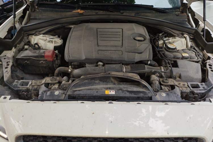 Used Jaguar F-PACE 2018 2.0T Four-Wheel Drive Urban Luxury Edition Engine Bay