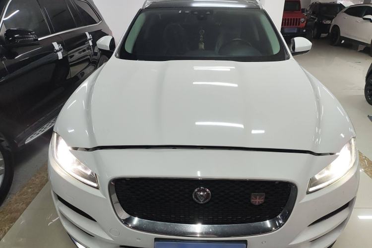 Used Jaguar F-PACE 2018 2.0T Two-Wheel Drive Urban Deluxe Edition Exterior 1