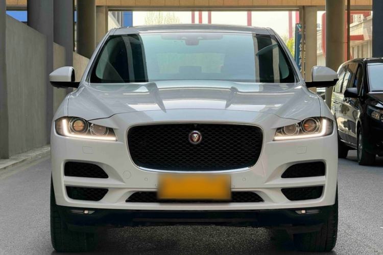 Used Jaguar F-PACE 2018 2.0T Four-Wheel Drive Urban Luxury Edition Exterior 1