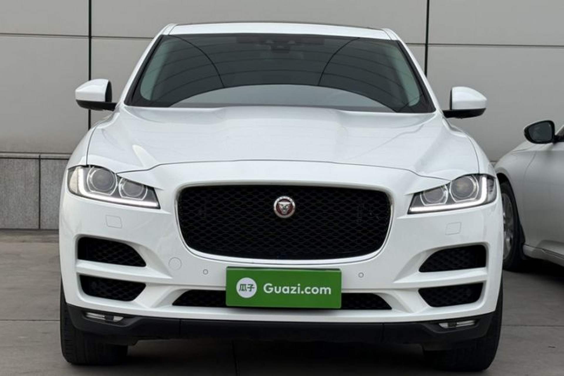 Used Jaguar F-PACE 2018 2.0T Four-Wheel Drive Urban Luxury Edition Exterior 2
