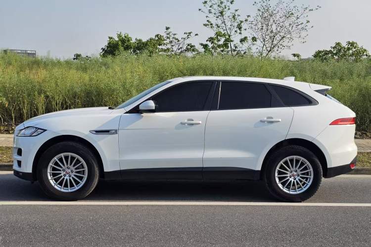 Used Jaguar F-PACE 2018 2.0T Four-Wheel Drive Urban Luxury Edition Exterior 3