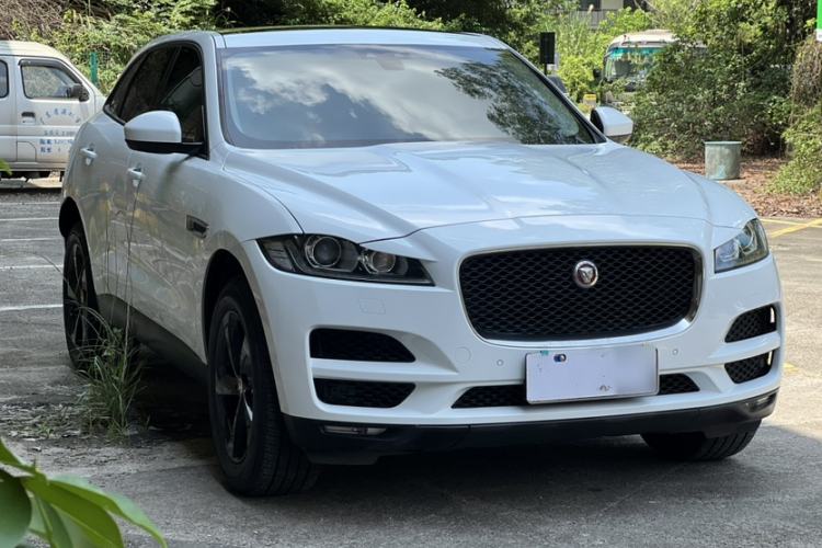 Used Jaguar F-PACE 2018 2.0T Four-Wheel Drive Urban Luxury Edition Exterior 4