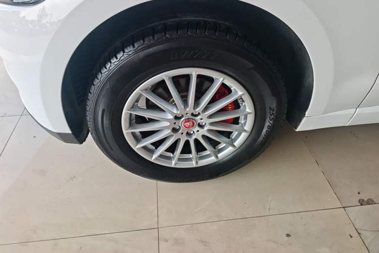 Used Jaguar F-PACE 2018 2.0T Two-Wheel Drive Urban Deluxe Edition Exterior 7
