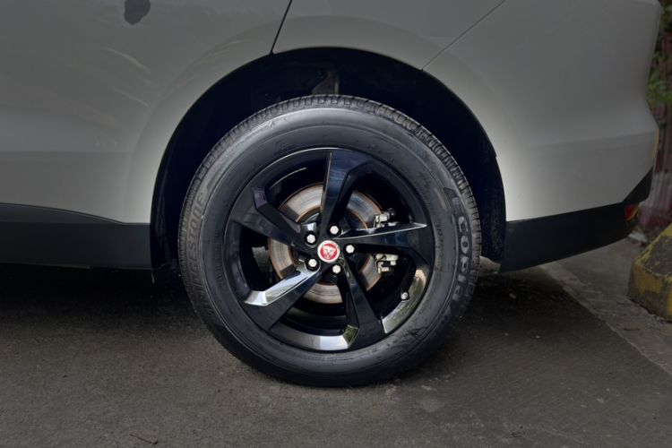 Used Jaguar F-PACE 2018 2.0T Four-Wheel Drive Urban Luxury Edition Exterior 9