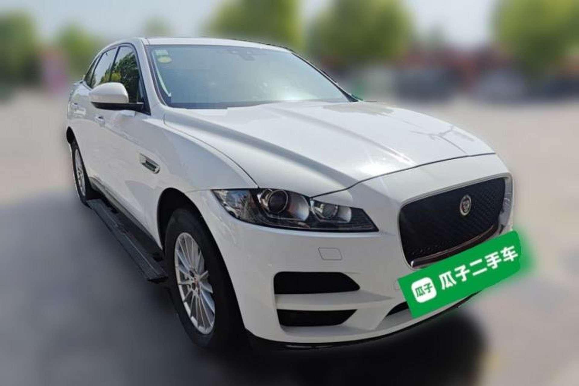 Used Jaguar F-PACE 2018 2.0T Four-Wheel Drive Urban Luxury Edition Front Right 45 Deg