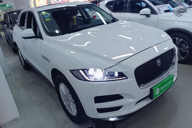 Used Jaguar F-PACE 2018 2.0T Four-Wheel Drive Urban Luxury Edition Front Right 45 Deg