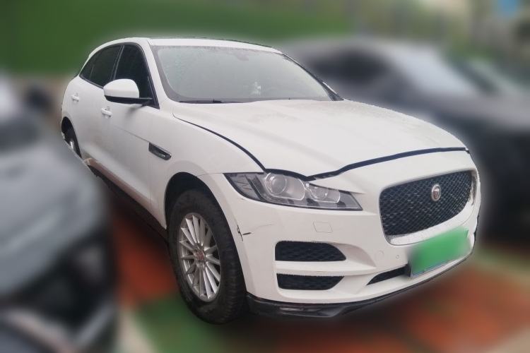 Used Jaguar F-PACE 2018 2.0T Four-Wheel Drive Urban Luxury Edition Front Right 45 Deg