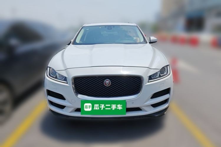 Used Jaguar F-PACE 2018 2.0T Two-Wheel Drive Urban Deluxe Edition Front