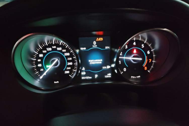 Used Jaguar F-PACE 2018 2.0T Four-Wheel Drive Urban Luxury Edition Instrument Cluster