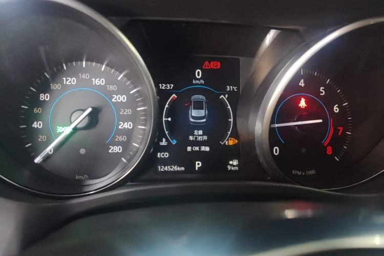 Used Jaguar F-PACE 2018 2.0T Two-Wheel Drive Urban Deluxe Edition Instrument Cluster