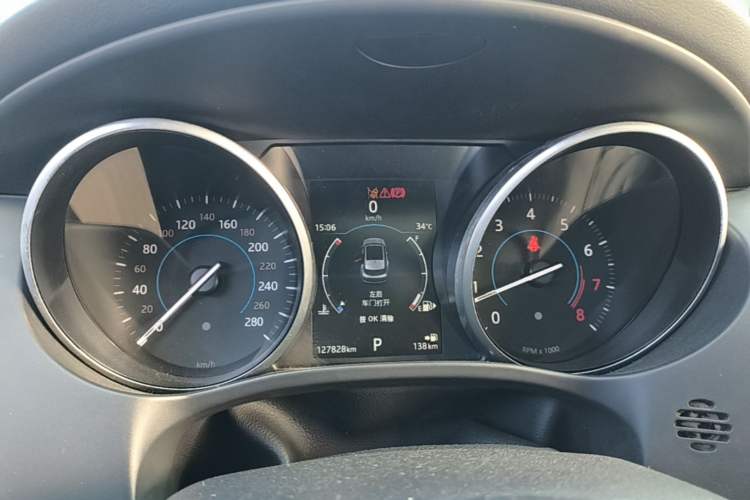 Used Jaguar F-PACE 2018 2.0T Four-Wheel Drive Urban Luxury Edition Instrument Cluster
