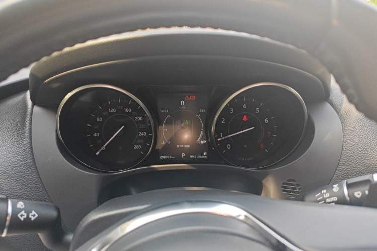Used Jaguar F-PACE 2018 2.0T Four-Wheel Drive Urban Luxury Edition Instrument Cluster