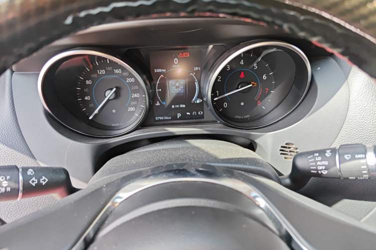 Used Jaguar F-PACE 2018 2.0T Four-Wheel Drive Urban Luxury Edition Instrument Cluster