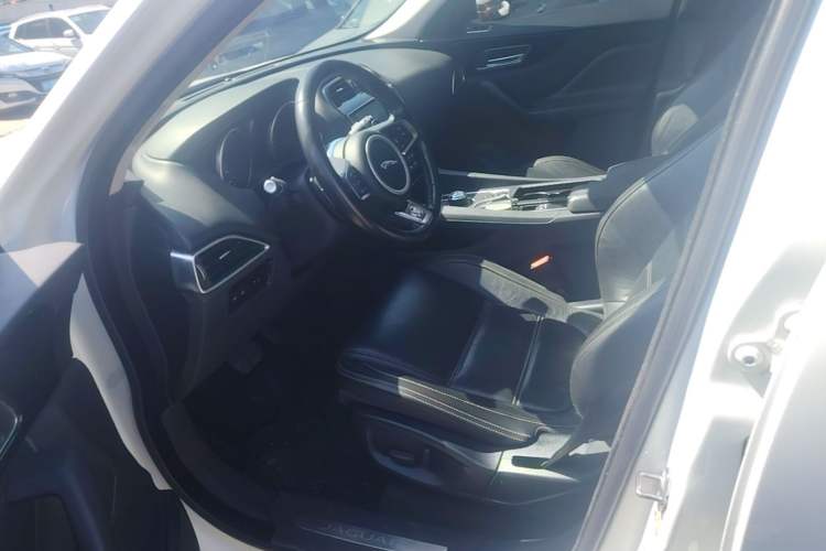 Used Jaguar F-PACE 2018 2.0T Four-Wheel Drive Urban Luxury Edition Left Front Seat