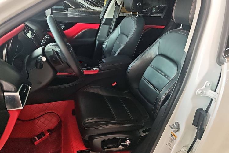 Used Jaguar F-PACE 2018 2.0T Two-Wheel Drive Urban Deluxe Edition Left Front Seat