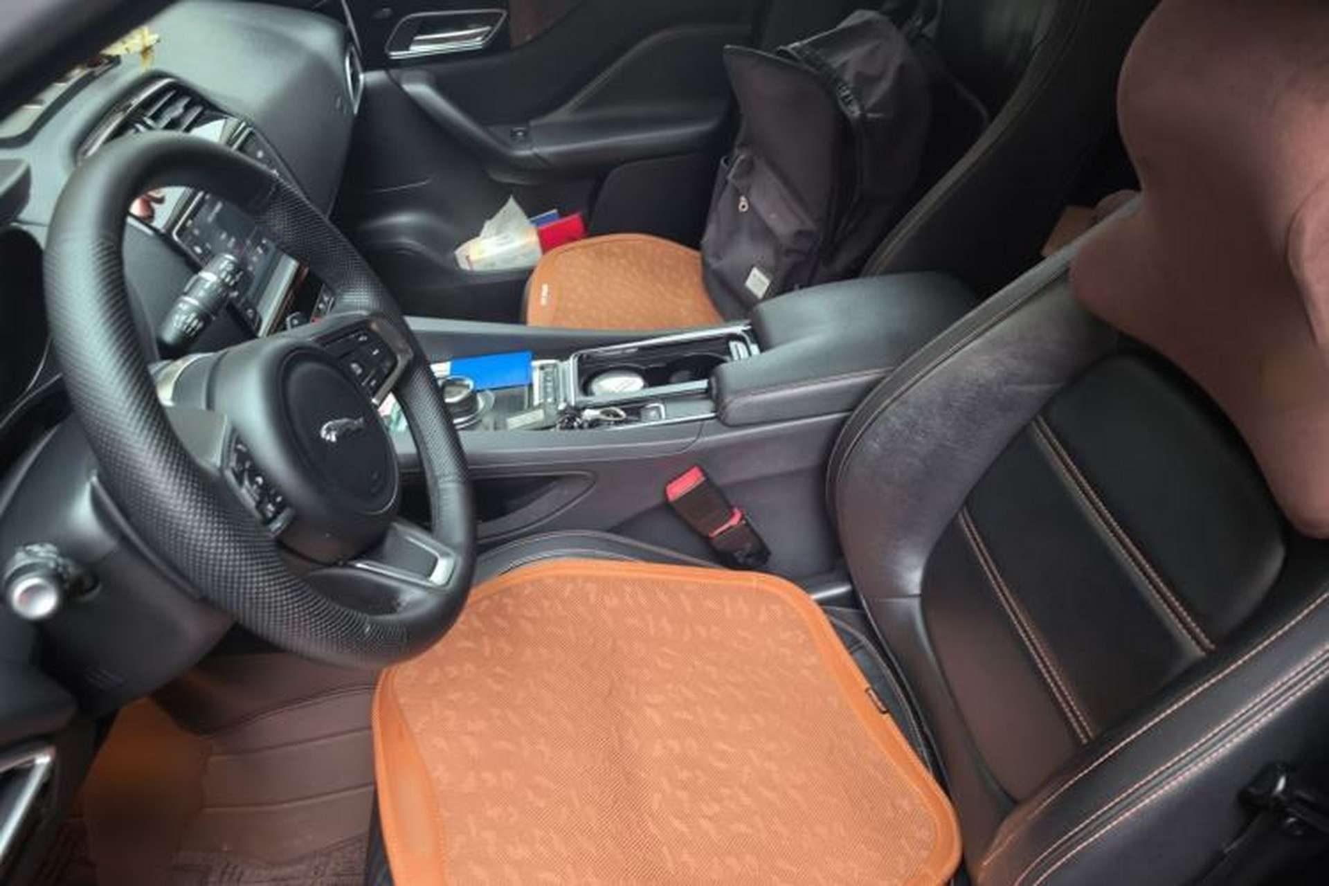 Used Jaguar F-PACE 2018 2.0T Two-Wheel Drive Urban Deluxe Edition Left Front Seat