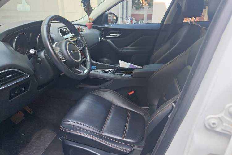 Used Jaguar F-PACE 2018 2.0T Four-Wheel Drive Urban Luxury Edition Left Front Seat