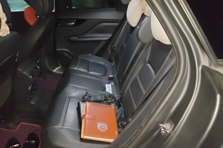 Used Jaguar F-PACE 2018 2.0T Four-Wheel Drive Urban Luxury Edition Left Rear Seat