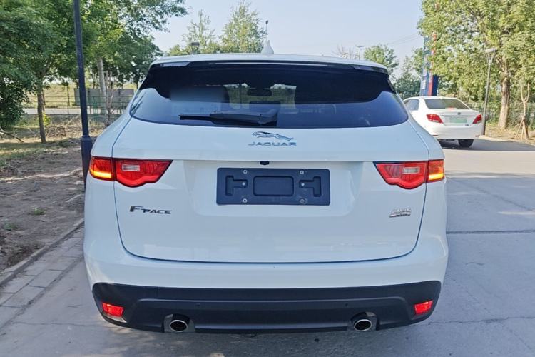 Used Jaguar F-PACE 2018 2.0T Four-Wheel Drive Urban Luxury Edition Rear