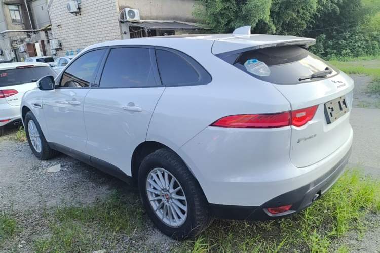 Used Jaguar F-PACE 2018 2.0T Four-Wheel Drive Urban Luxury Edition Rear Left 45 Deg