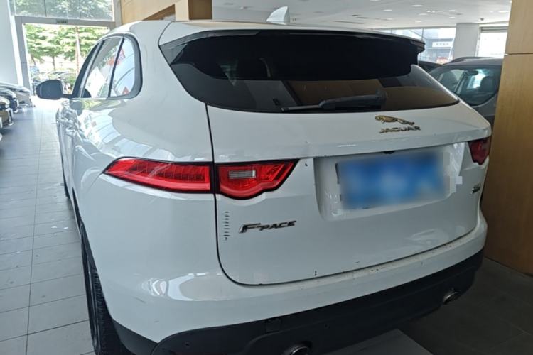 Used Jaguar F-PACE 2018 2.0T Four-Wheel Drive Urban Luxury Edition Rear Left 45 Deg