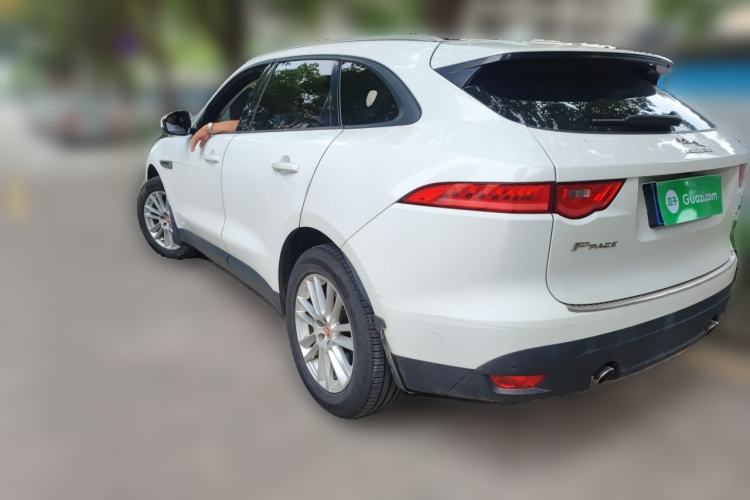 Used Jaguar F-PACE 2018 2.0T Two-Wheel Drive Urban Deluxe Edition Rear Left 45 Deg