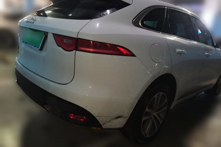 Used Jaguar F-PACE 2018 2.0T All-Wheel Drive R-Sport Sport Edition Rear Right 45 Deg
