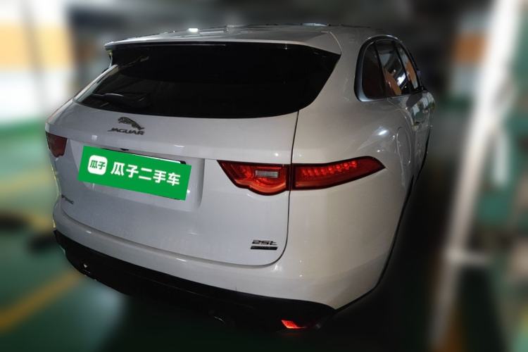 Used Jaguar F-PACE 2018 2.0T Four-Wheel Drive Urban Luxury Edition Rear Right 45 Deg