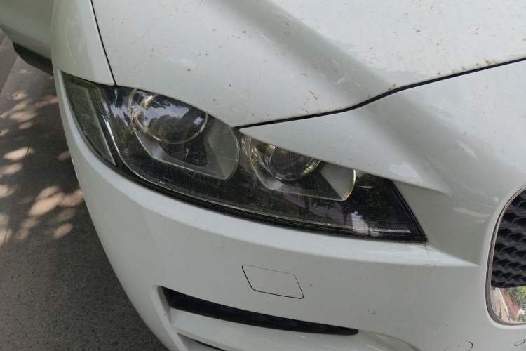 Used Jaguar F-PACE 2018 2.0T Four-Wheel Drive Urban Luxury Edition Right Front Headlight