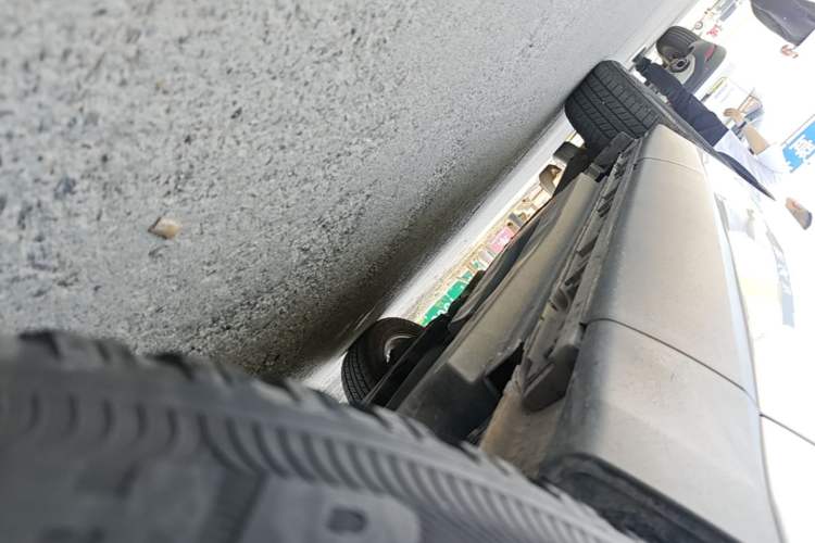 Used Jaguar F-PACE 2018 2.0T Four-Wheel Drive Urban Luxury Edition Right Side Sill