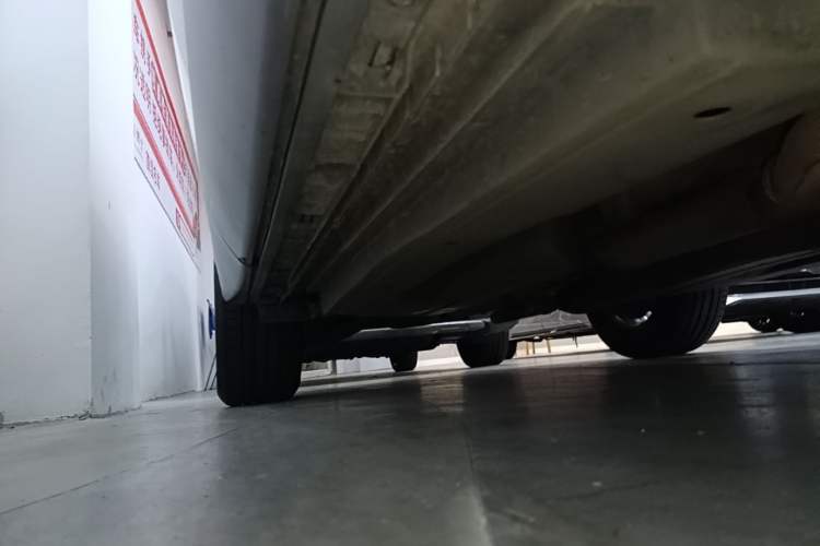 Used Jaguar F-PACE 2018 2.0T Four-Wheel Drive Urban Luxury Edition Right Side Sill