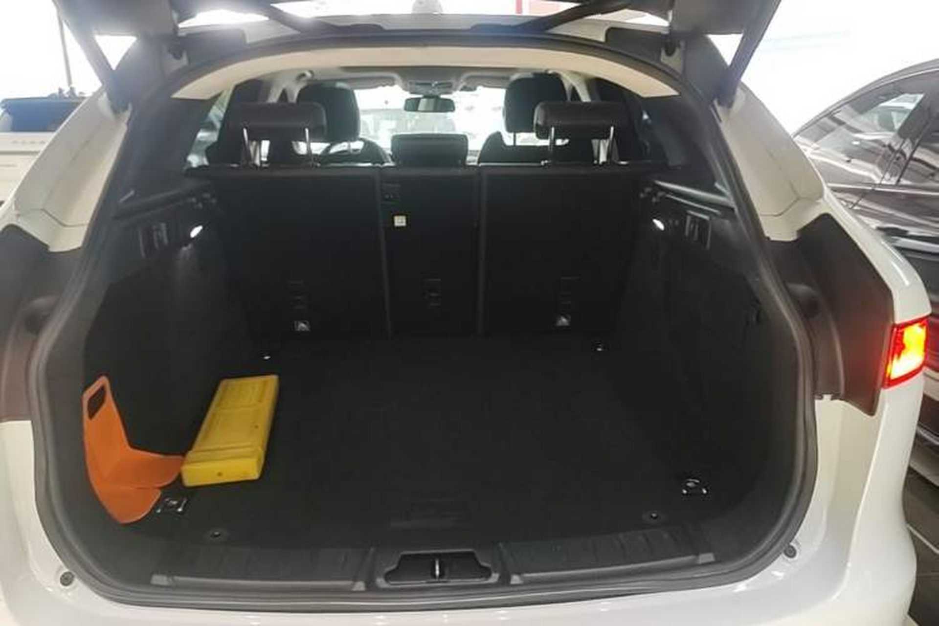 Used Jaguar F-PACE 2018 2.0T All-Wheel Drive R-Sport Sport Edition Trunk