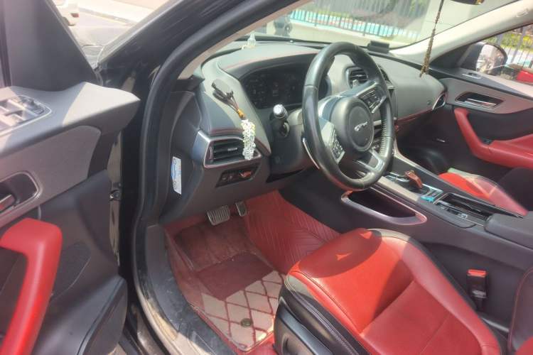 Used Jaguar F-PACE 2019 2.0T Four-Wheel Drive Urban Luxury Edition Driver Seat