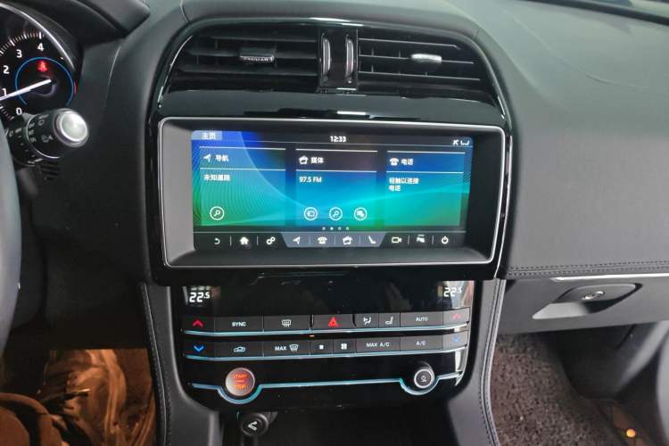Used Jaguar F-PACE 2019 2.0T Four-Wheel Drive Urban Luxury Edition Audio And AC Panel