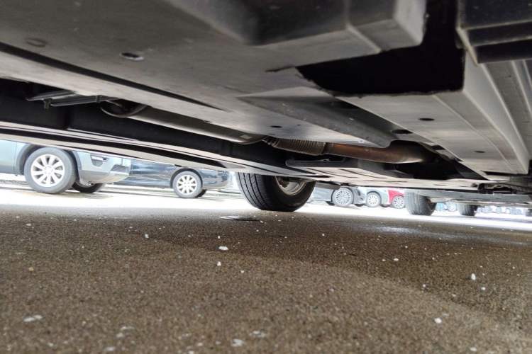 Used Jaguar F-PACE 2019 2.0T Two-Wheel Drive Urban Deluxe Edition Chassis Rear Right