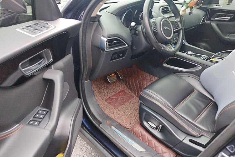 Used Jaguar F-PACE 2019 2.0T Four-Wheel Drive Urban Luxury Edition Driver Seat