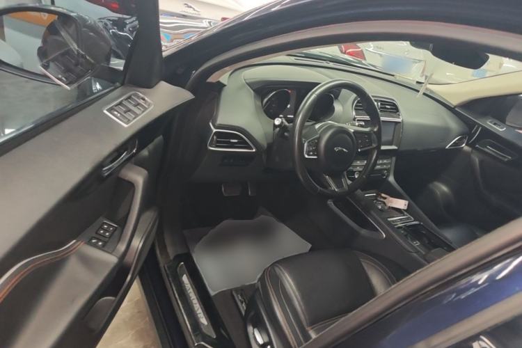 Used Jaguar F-PACE 2019 2.0T Four-Wheel Drive Urban Luxury Edition Driver Seat