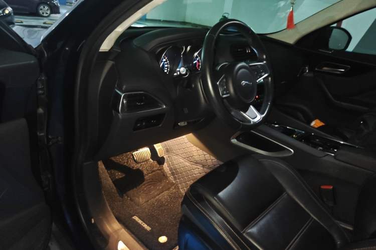 Used Jaguar F-PACE 2019 2.0T Four-Wheel Drive Urban Luxury Edition Driver Seat